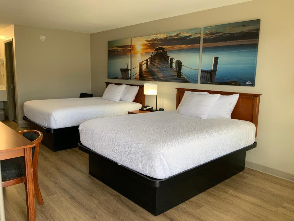 Days By Wyndham I-10 Hotel Lake City