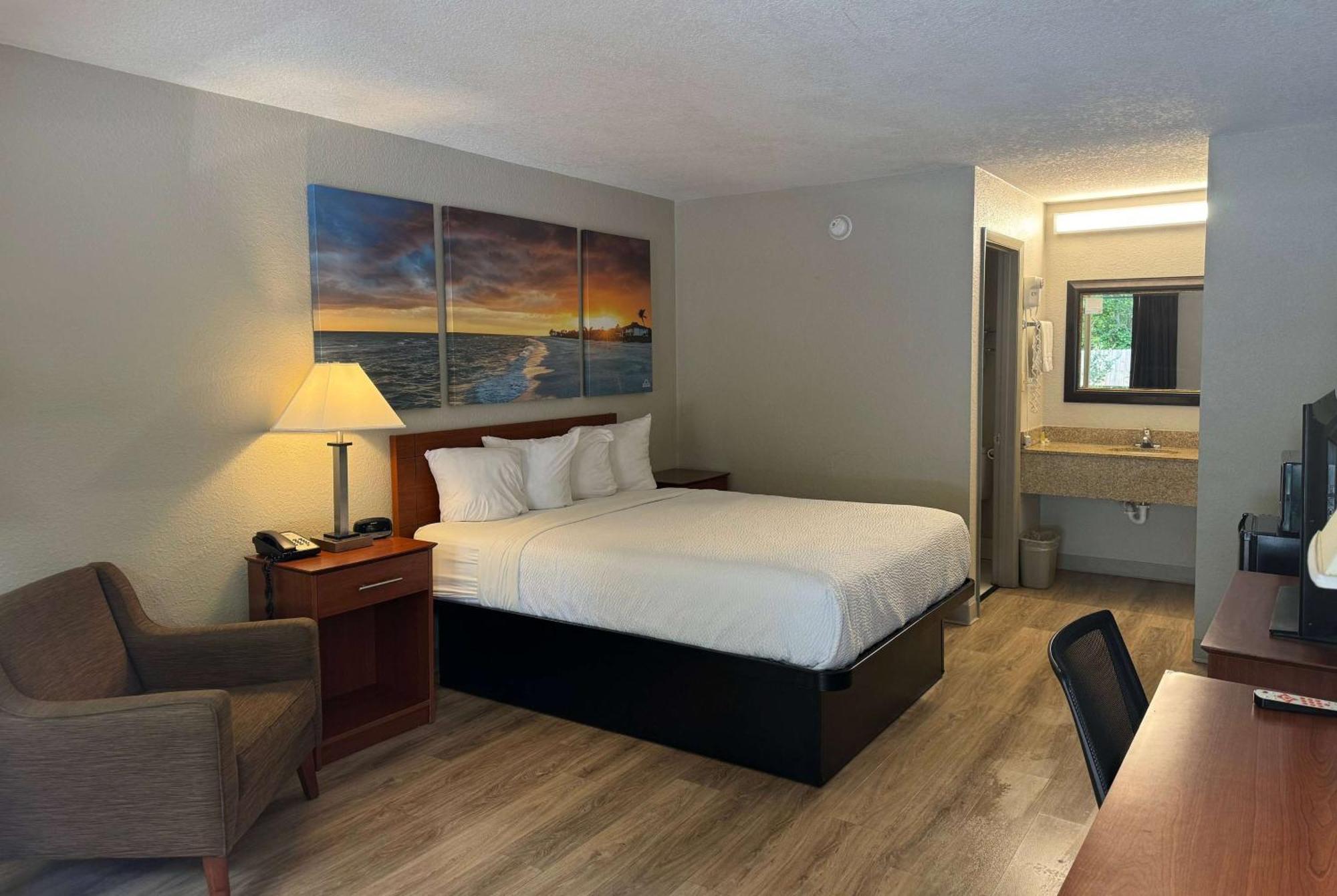 Hotel Days By Wyndham I-10